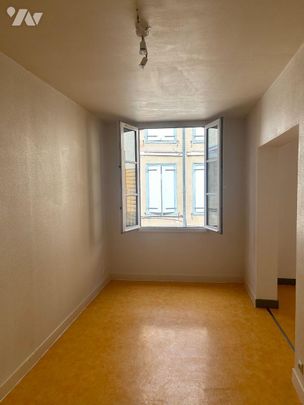 Appartement à Louer à Bar-sur-Seine (10110) en Aube (10) Cet appartement se situe dans la co... - Photo 1