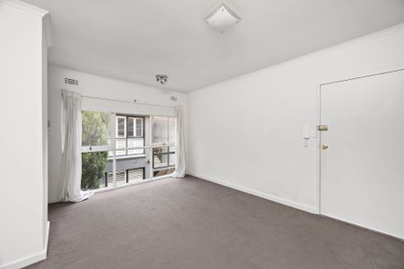 8/34 Clarke Street, - Photo 2