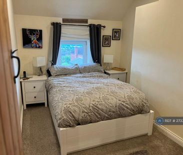 3 bedroom end of terrace house to rent - Photo 3