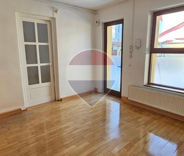 Casa de inchiriat in Andrei Muresanu, str. Anatol France - Photo 1