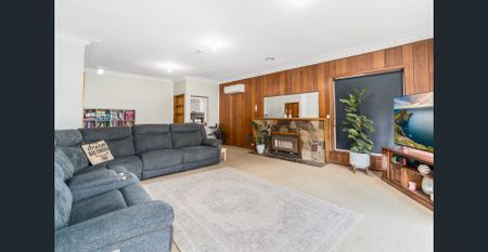 Modern Family Home in a Convenient Location - Photo 2