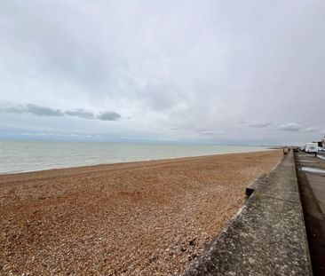 Wellington Terrace, Sandgate Esplanade, Sandgate - Photo 6