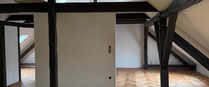 Dachgeschosswohnung - Photo 1