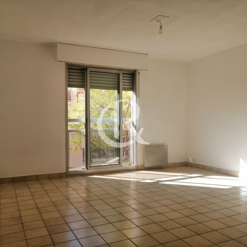 HYERES - Avenue Edmond Dunan - Photo 1