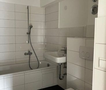 Sanierte 1-Zimmer-Wohnung mit Einbauküche - Photo 1