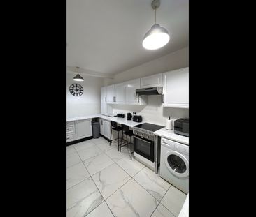 Room in a Shared House, Vernon Avenue, NG6 - Photo 2