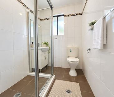 Comfortable 3-Bedroom Home in a Convenient Busby Location - Photo 6