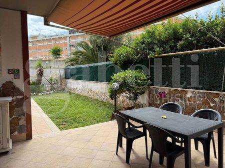 Trilocale via Monterosa, 7, Centro, Nettuno - Photo 3