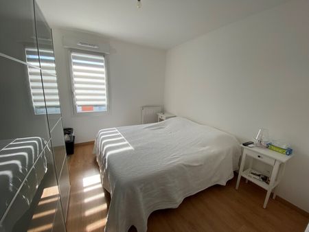 Location Appartement 3 Pièces 67 m² - Photo 5