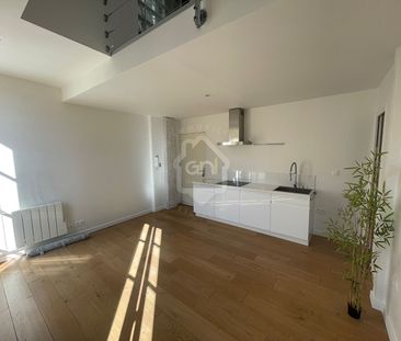 Versailles Saint Louis - Duplex 2-3 pièces en bon état, - Photo 3