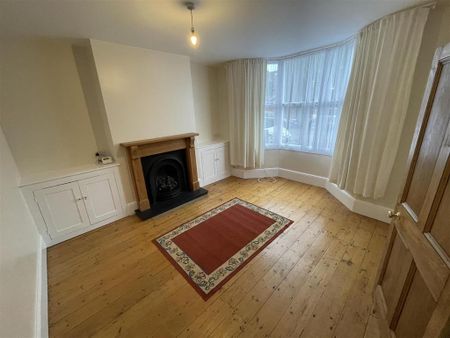 2 bedroom terraced house to rent - Photo 2