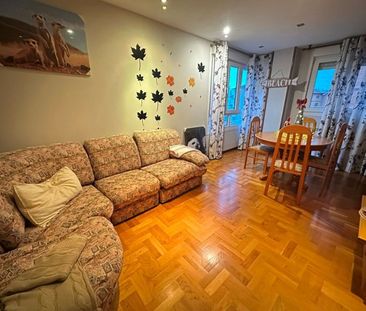 Alquiler de piso en Calle Bélgica - Photo 2