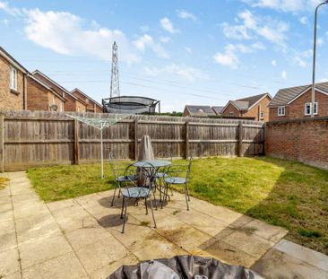 3 bedroom detached house to rent - Photo 4