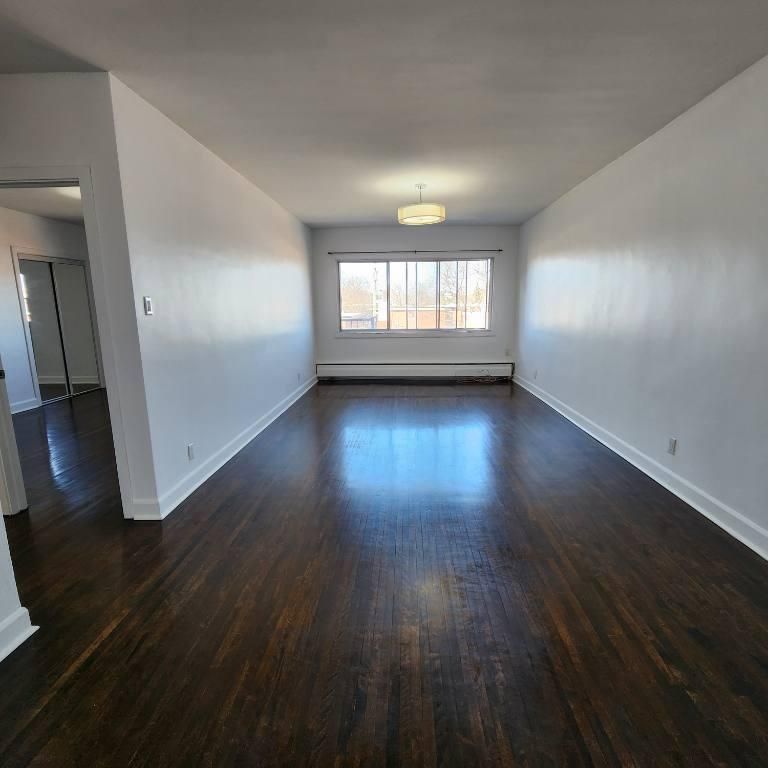 3 1/2 à louer à Saint-Laurent (1 chambre et 1 SDB) - Photo 1
