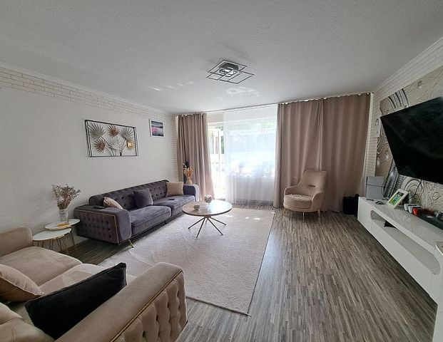 Große 3-Zimmer-Wohnung mit Balkon und Gäste-WC in Bremerhaven-Lehe - Foto 1