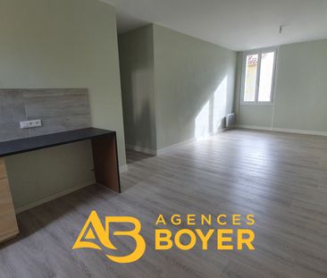 Location Appartement 3 pièces 58m² TOULON 83000 - Photo 3