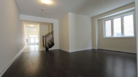 For Lease - 378 Kirkham Drive, Markham, Ontario - Photo 2