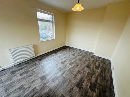 3 bedroom House To Let - Photo 3