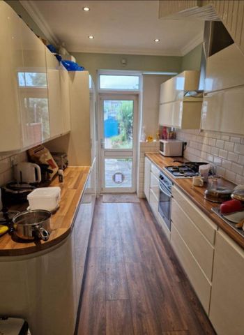 5 bedroom house share to rent - Photo 5