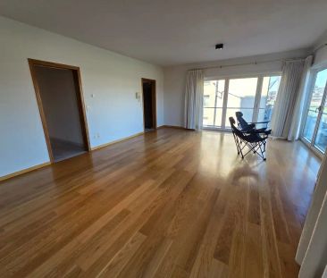 Prachtig hoekappartement aan de Leie met ondergrondse standplaats! - Foto 1