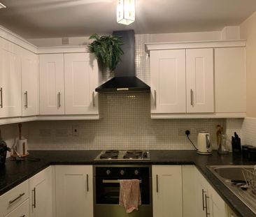 2 bedroom apartment to rent - Photo 6