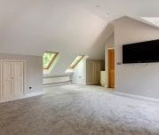 5 bedroom detached house to rent - Photo 1