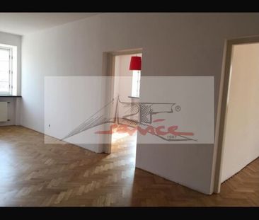 Warszawa, Śródmieście, Myśliwiecka – zdjęcie 4