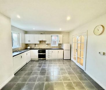 17 Demesne Crescent, Ballywalter, - Photo 6