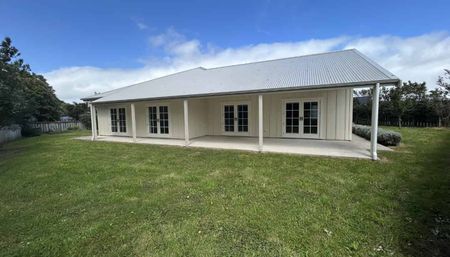 Generous Proportions Throughout – Large 3 Bedroom Home - Photo 5