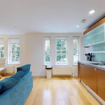 1 bedroom property to rent in London - Photo 1