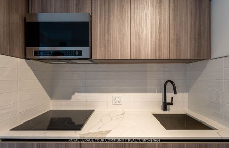 For Lease - 117 Broadway Avenue Unit# 206N, Toronto, Ontario - Photo 2