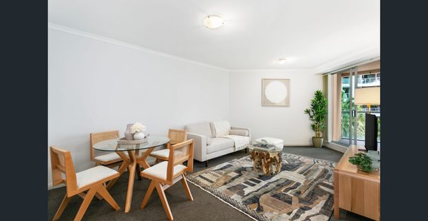 Chatswood charm | Convenience meets poolside views - Photo 1