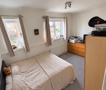 Room in a Shared House, Ordnance Road, E16 - Photo 4