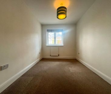 2 bedroom maisonette to rent - Photo 5