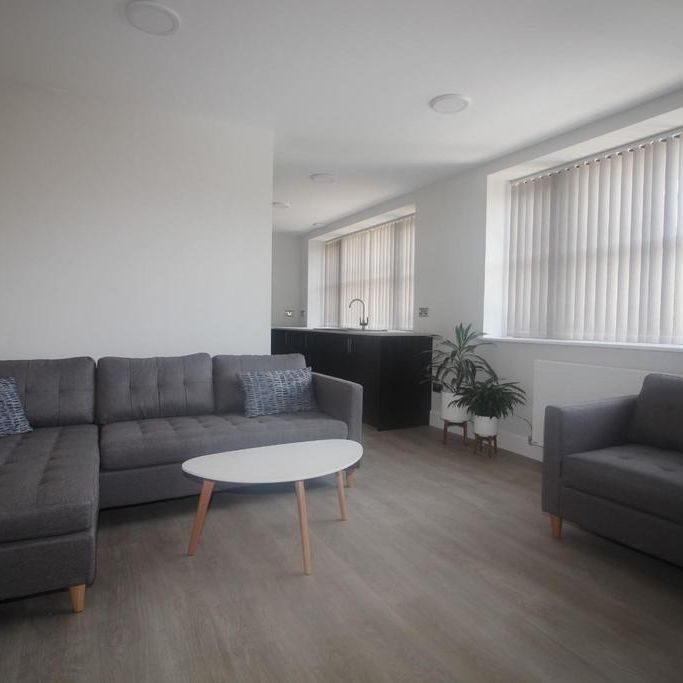 2 bedroom flat to rent - Photo 1