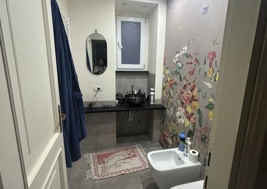 Corso Andrea podestà, Genova, Liguria 16128