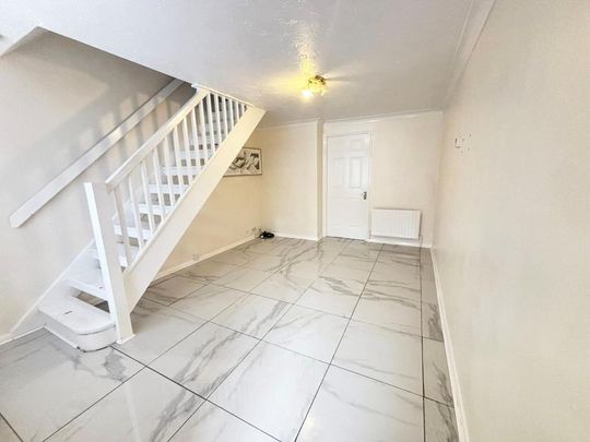 2 bedroom terraced house to rent - Photo 1