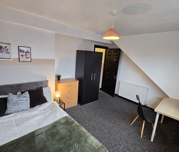 Room in a Shared House, Ashville Road, LS6 - Photo 4