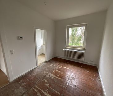 Teilsanierte 3-Zimmer-Wohnung mit Dusche in Wilhelmshaven City zu sofort! - Foto 5