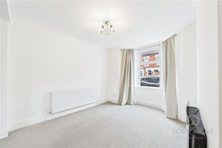 2 bedroom terraced house to rent - Photo 4