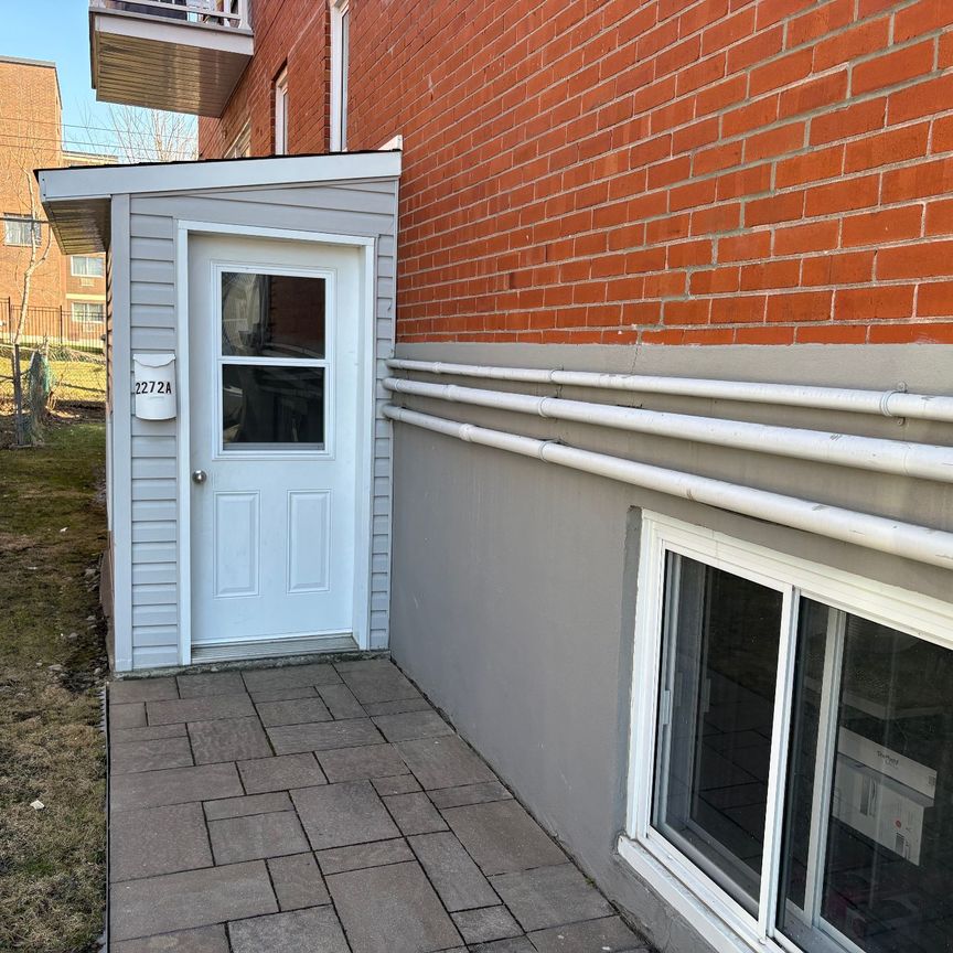 Condo for rent, Montréal (Saint-Laurent) - Photo 1