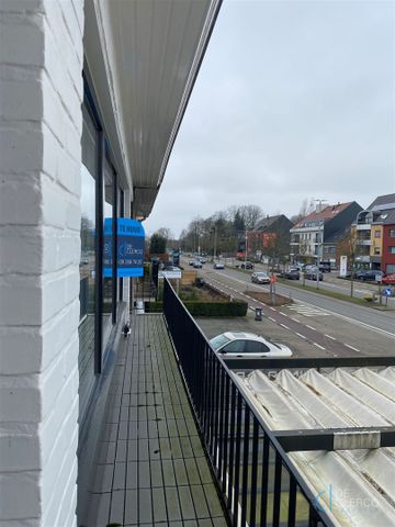 Ruim duplexappartement met garage te huur in Lochristi dorp! - Foto 4