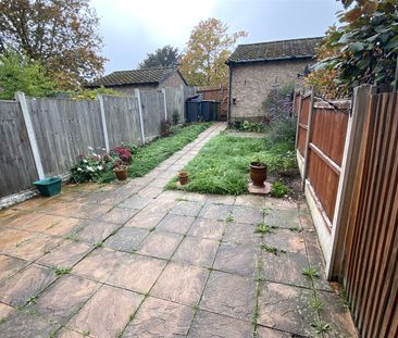 3 Bedroom House To Rent - Photo 1