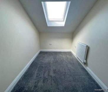 2 bedroom property to rent in Oldham - Photo 3