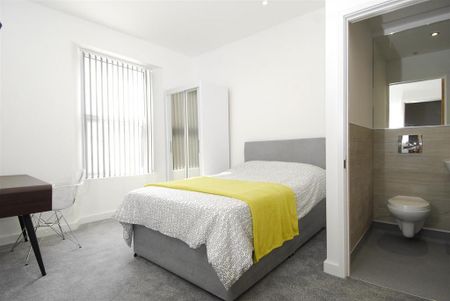 4 bedroom house to rent - Photo 2