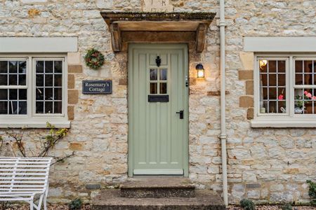 Rosemary`s Cottage, Church Row, Childrey - Photo 5