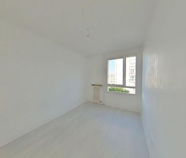 Location Appartement 4 pièces 71m² VALENCE 26000 - Photo 3