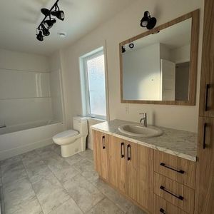 Condos Locatifs 4½ NEUF - Photo 2