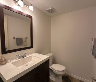 For Lease - 378 Mariners Way, Collingwood, Ontario - Photo 5