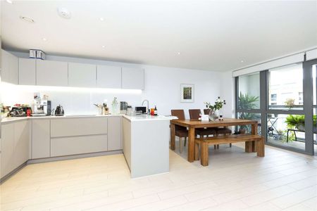A large two double bedroom apartment set over the third floor of a modern, high specification development just a short walk from Angel station. - Photo 4